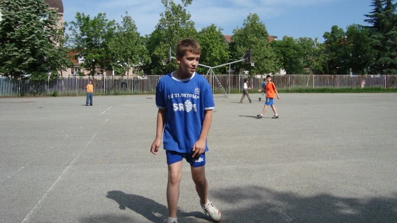 velko_800x450.JPG